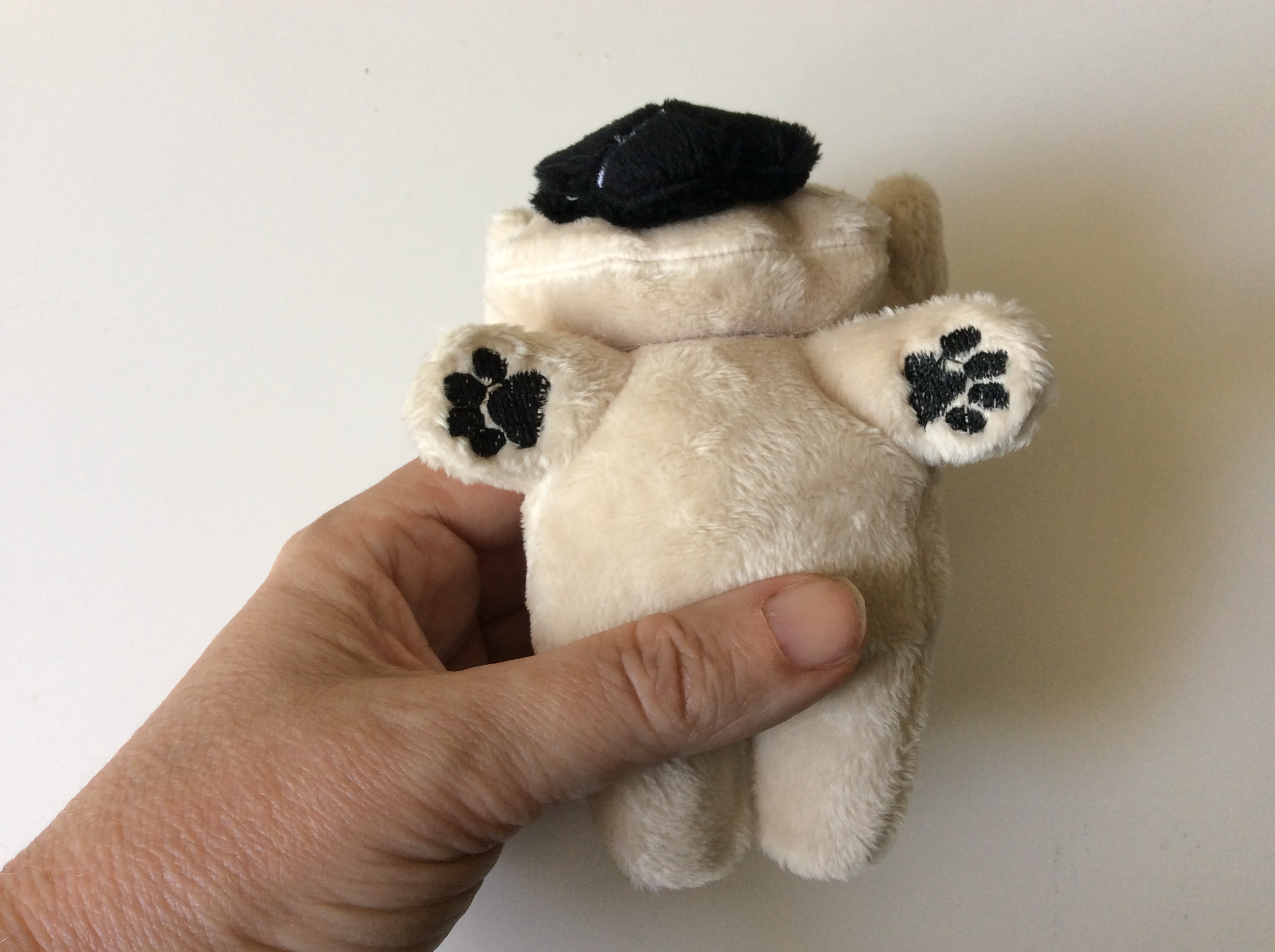 In-the-hoop pug plush – Silver Seams